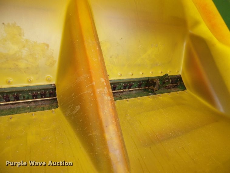 image for item DG5597 2009 John Deere 1990 CCS air seeder