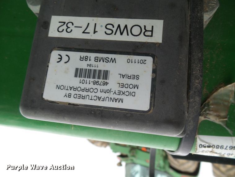 image for item DG5597 2009 John Deere 1990 CCS air seeder