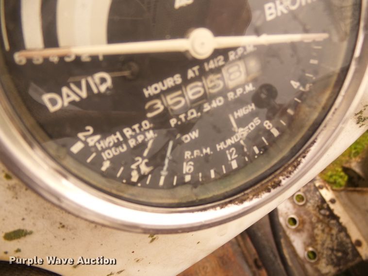 image for item DG5614 David Brown 990 tractor