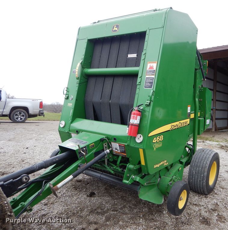 image for item DH4446 2010 John Deere 468 Mega Wide Plus round baler