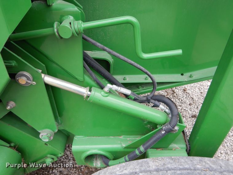 image for item DH4446 2010 John Deere 468 Mega Wide Plus round baler