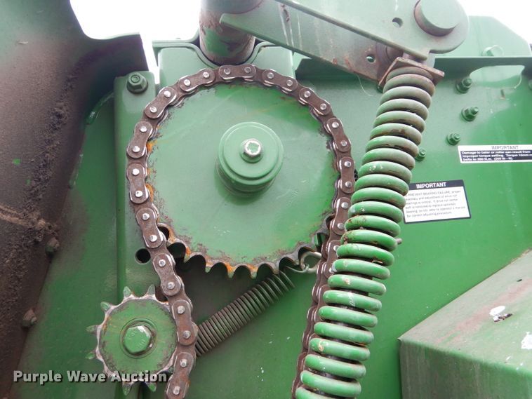 image for item DH4446 2010 John Deere 468 Mega Wide Plus round baler
