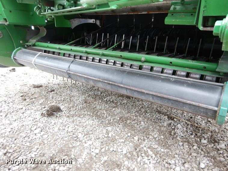 image for item DH4446 2010 John Deere 468 Mega Wide Plus round baler