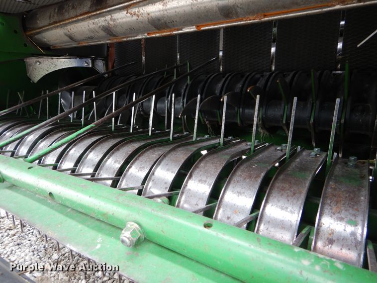 image for item DH4446 2010 John Deere 468 Mega Wide Plus round baler