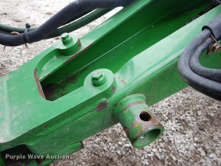 image for item DH4446 2010 John Deere 468 Mega Wide Plus round baler