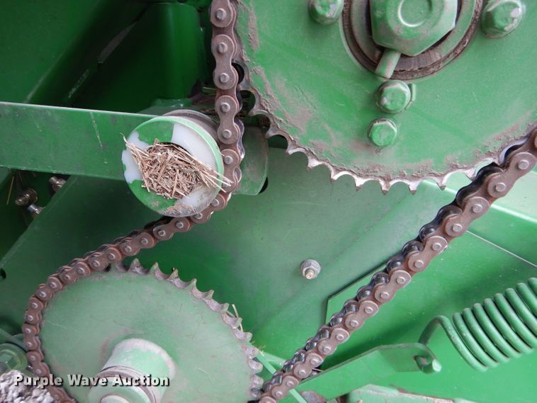 image for item DH4446 2010 John Deere 468 Mega Wide Plus round baler