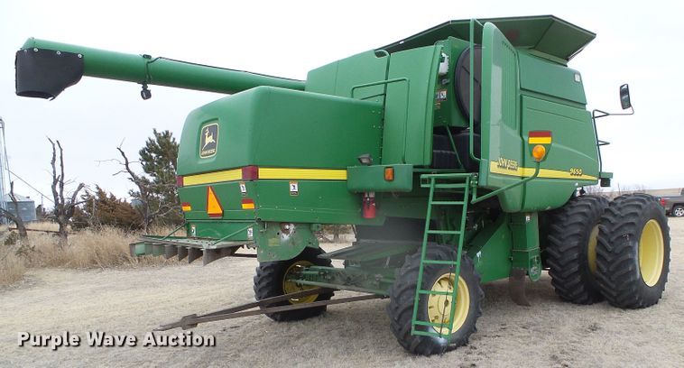 image for item DH4862 2001 John Deere 9650 combine