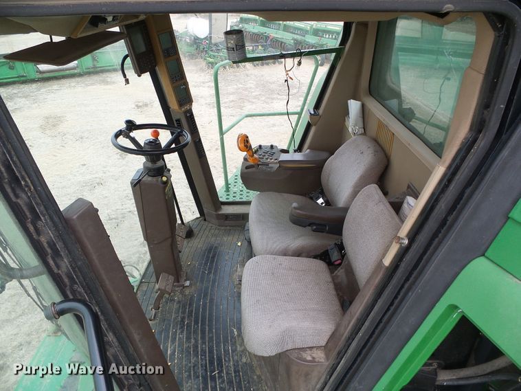 image for item DH4862 2001 John Deere 9650 combine