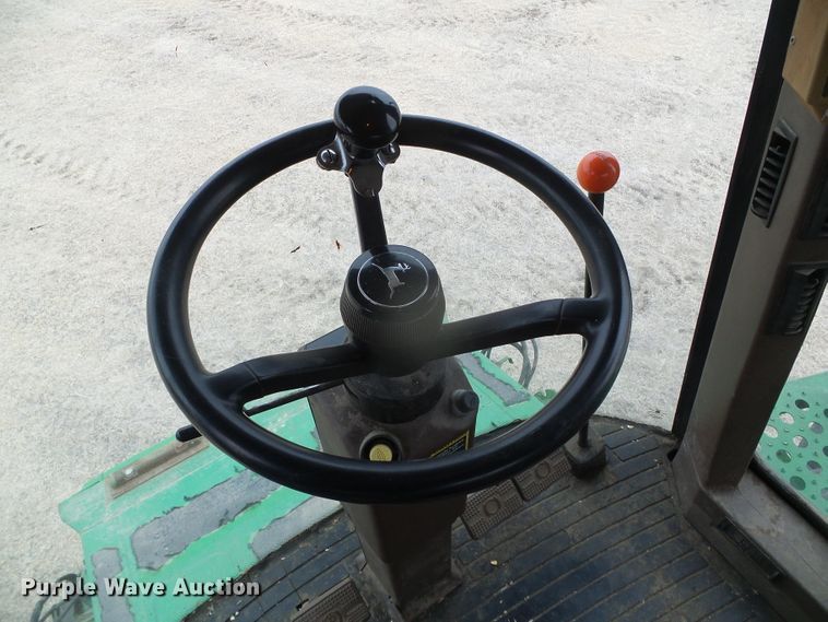 image for item DH4862 2001 John Deere 9650 combine