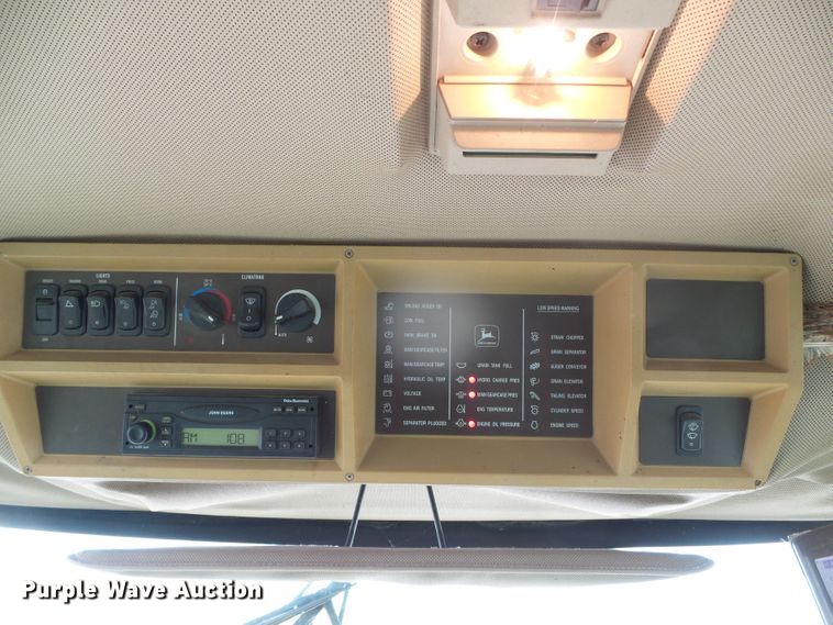 image for item DH4862 2001 John Deere 9650 combine