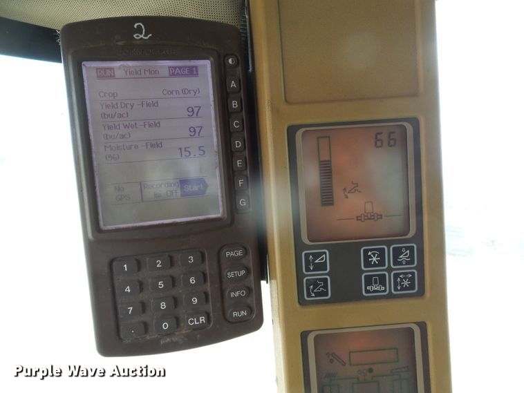 image for item DH4862 2001 John Deere 9650 combine