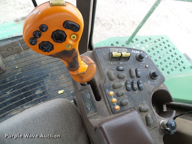 image for item DH4862 2001 John Deere 9650 combine