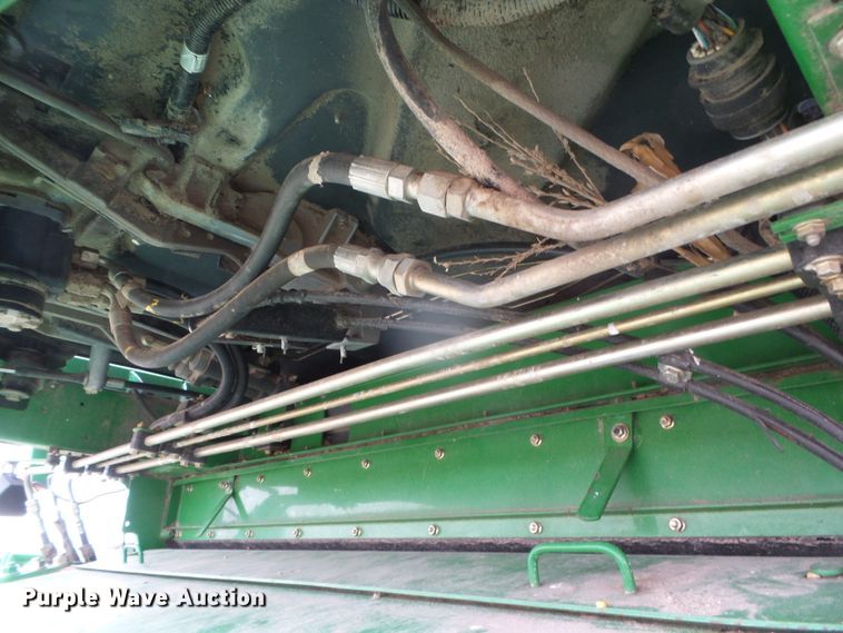 image for item DH4862 2001 John Deere 9650 combine