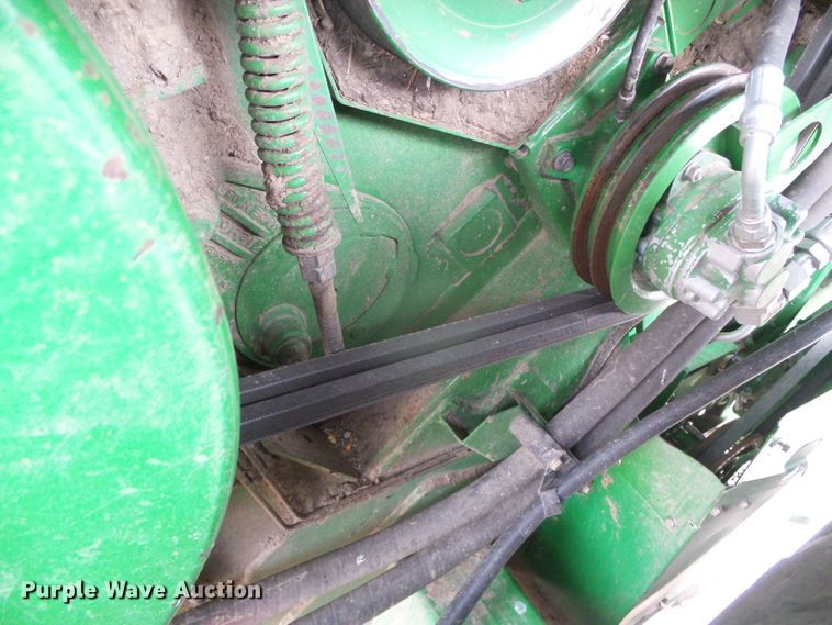 image for item DH4862 2001 John Deere 9650 combine