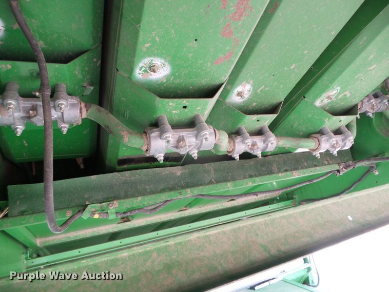image for item DH4862 2001 John Deere 9650 combine