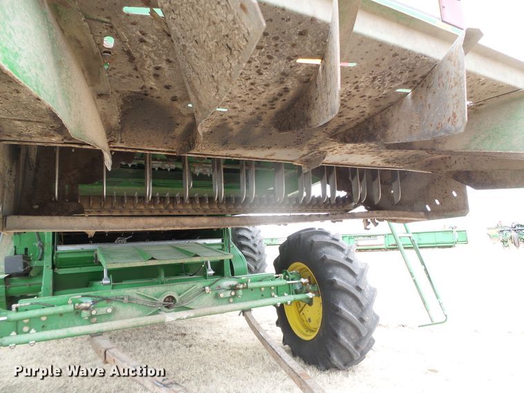 image for item DH4862 2001 John Deere 9650 combine