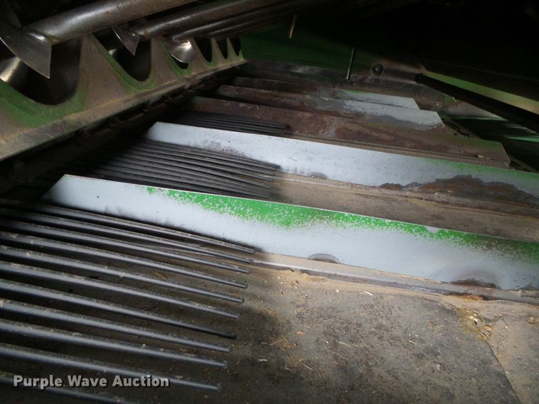 image for item DH4862 2001 John Deere 9650 combine