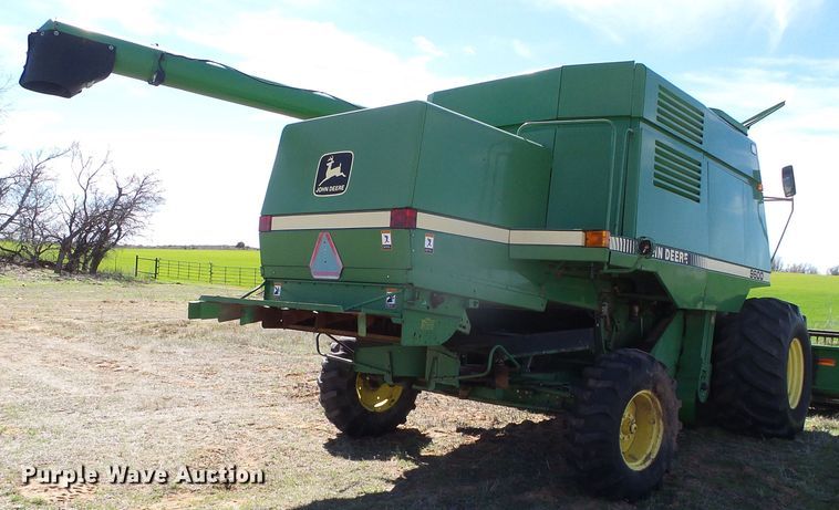 image for item DH4868 1995 John Deere 9600 combine