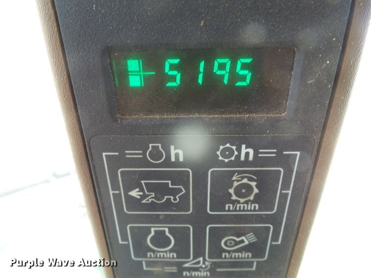 image for item DH4868 1995 John Deere 9600 combine