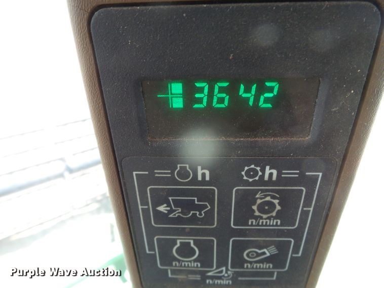 image for item DH4868 1995 John Deere 9600 combine