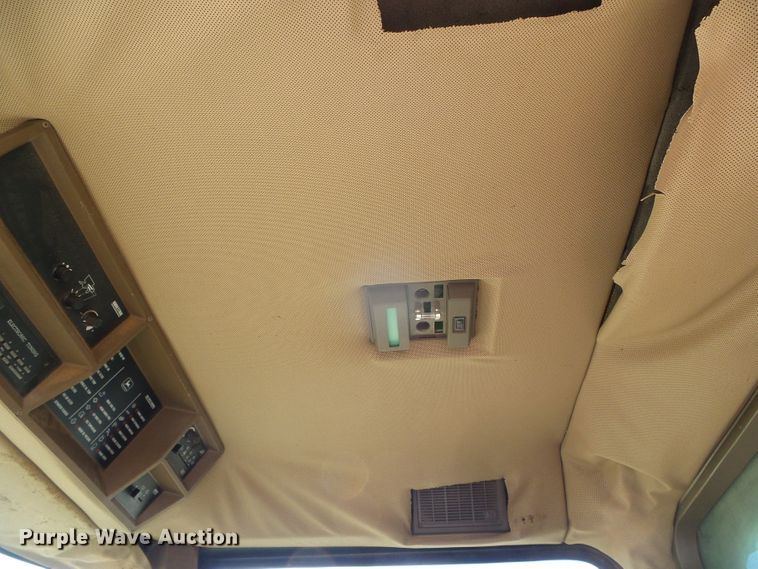 image for item DH4868 1995 John Deere 9600 combine