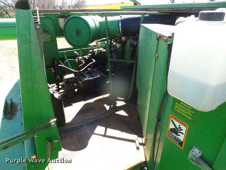 image for item DH4868 1995 John Deere 9600 combine
