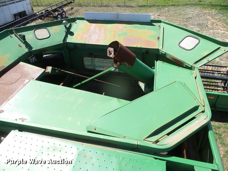 image for item DH4868 1995 John Deere 9600 combine