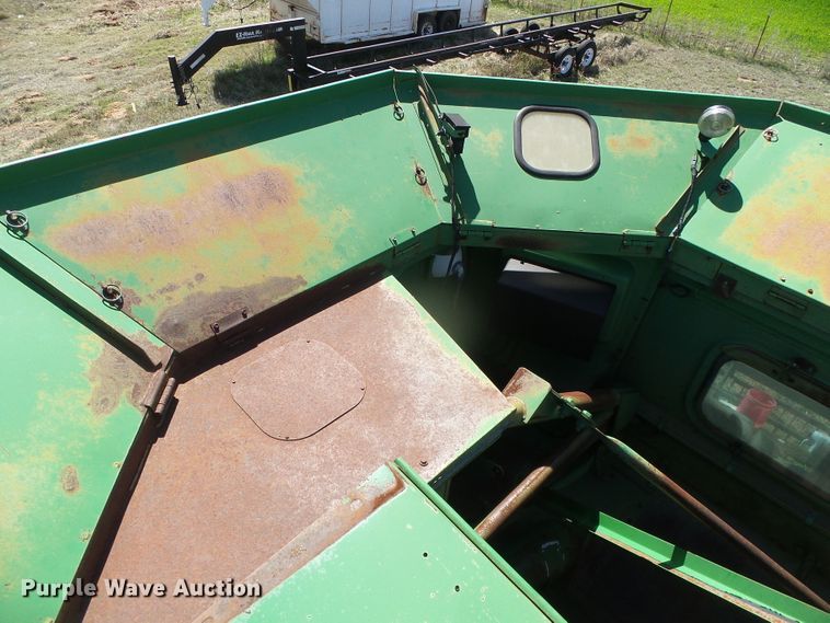 image for item DH4868 1995 John Deere 9600 combine
