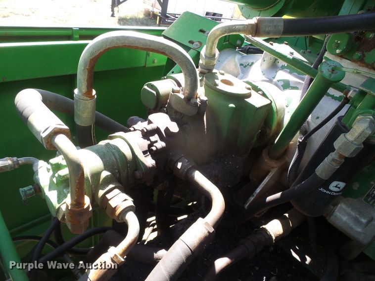 image for item DH4868 1995 John Deere 9600 combine