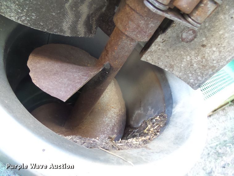 image for item DH4868 1995 John Deere 9600 combine