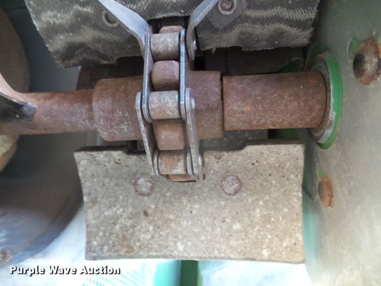 image for item DH4868 1995 John Deere 9600 combine