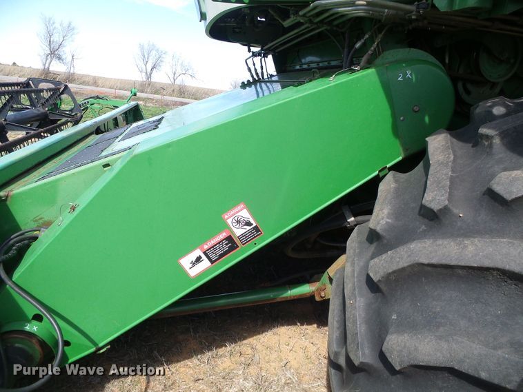 image for item DH4868 1995 John Deere 9600 combine