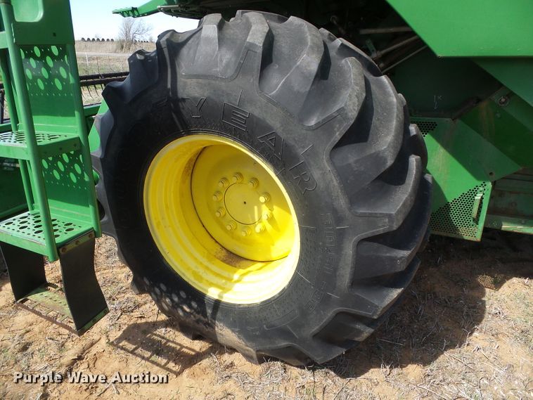 image for item DH4868 1995 John Deere 9600 combine