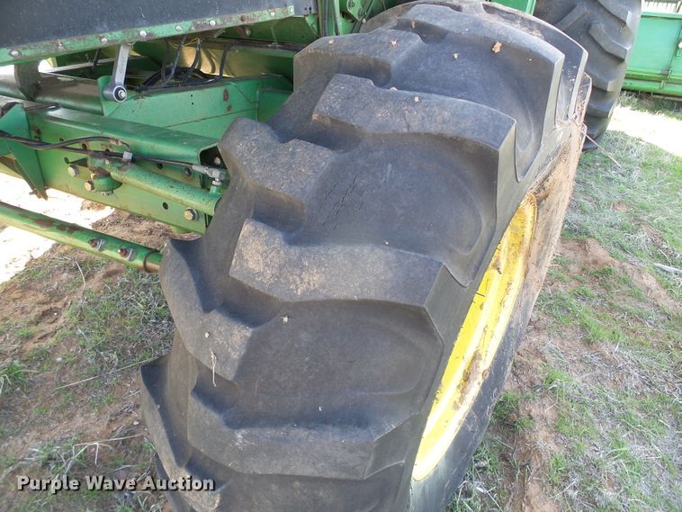 image for item DH4868 1995 John Deere 9600 combine