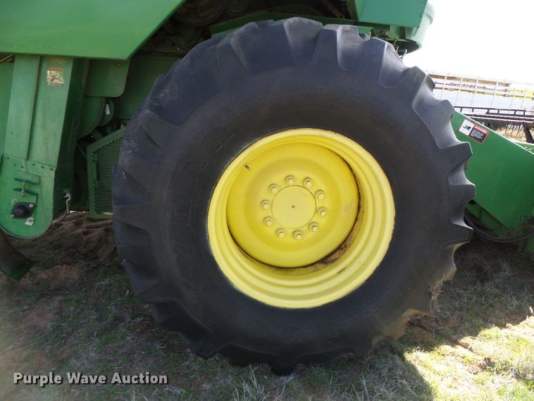 image for item DH4868 1995 John Deere 9600 combine