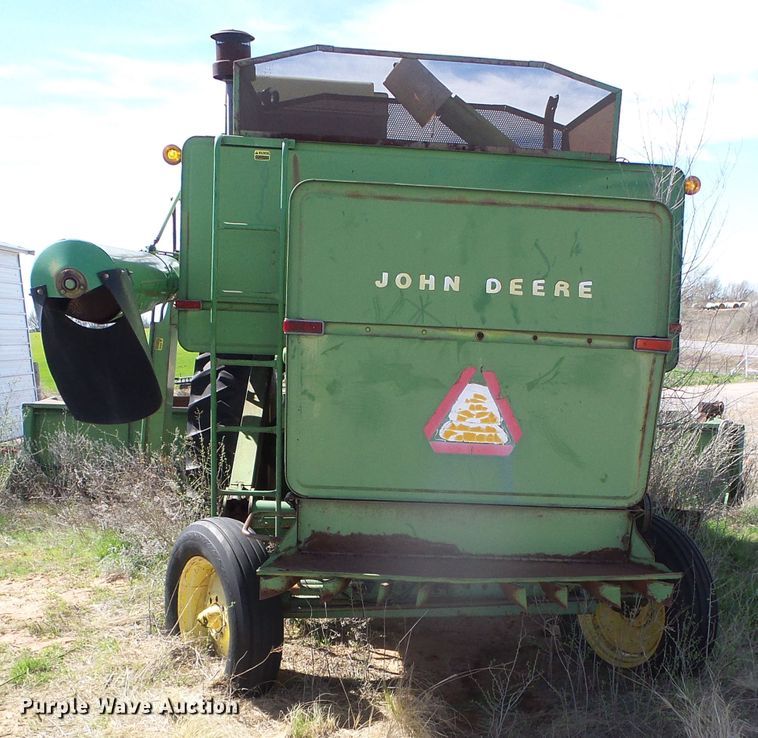 image for item DH4870 John Deere 7700 combine