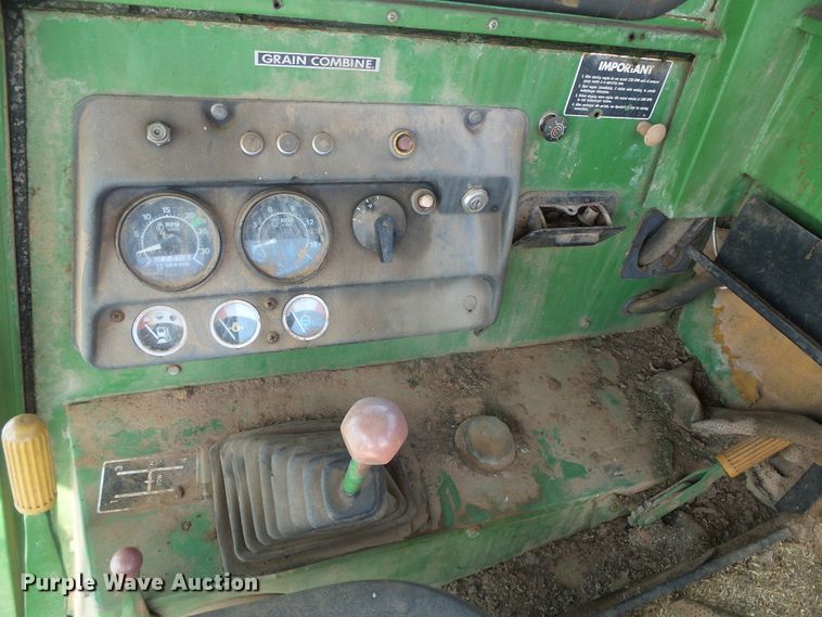 image for item DH4870 John Deere 7700 combine