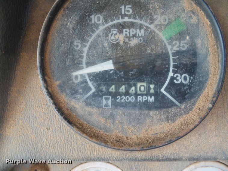 image for item DH4870 John Deere 7700 combine