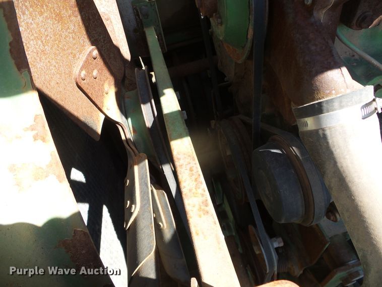 image for item DH4870 John Deere 7700 combine