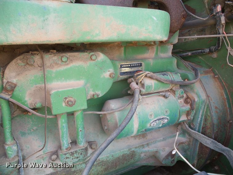 image for item DH4870 John Deere 7700 combine