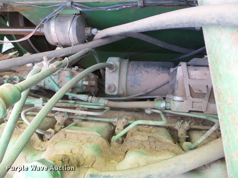 image for item DH4870 John Deere 7700 combine