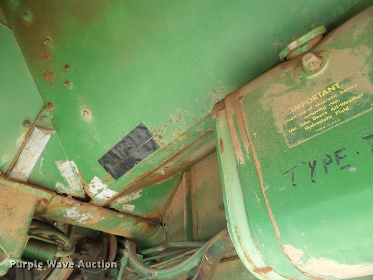 image for item DH4870 John Deere 7700 combine
