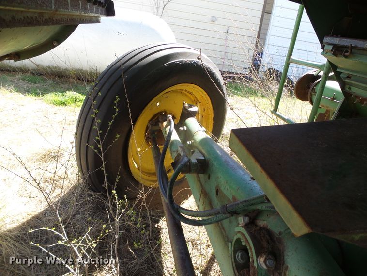 image for item DH4870 John Deere 7700 combine