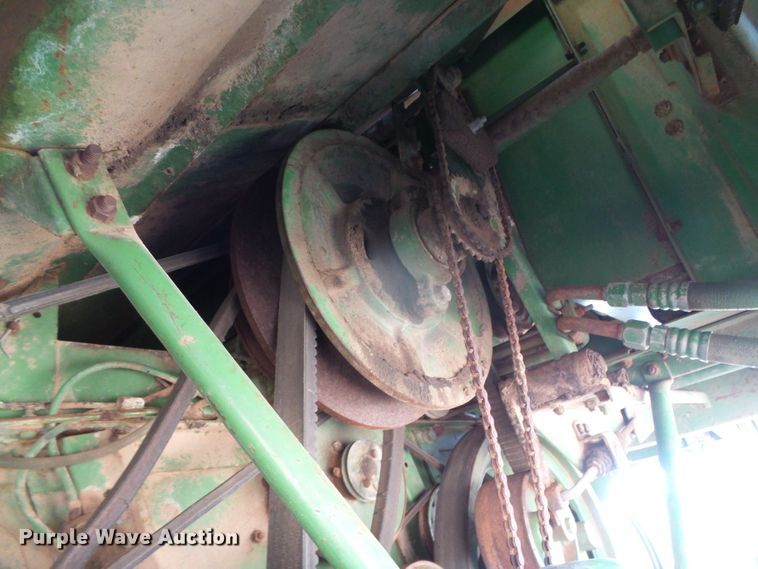 image for item DH4870 John Deere 7700 combine