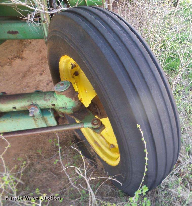 image for item DH4870 John Deere 7700 combine