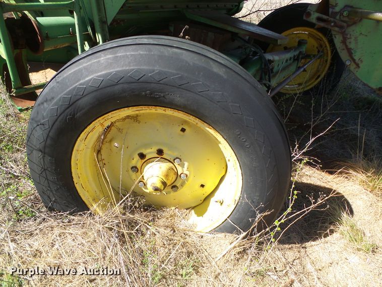 image for item DH4870 John Deere 7700 combine