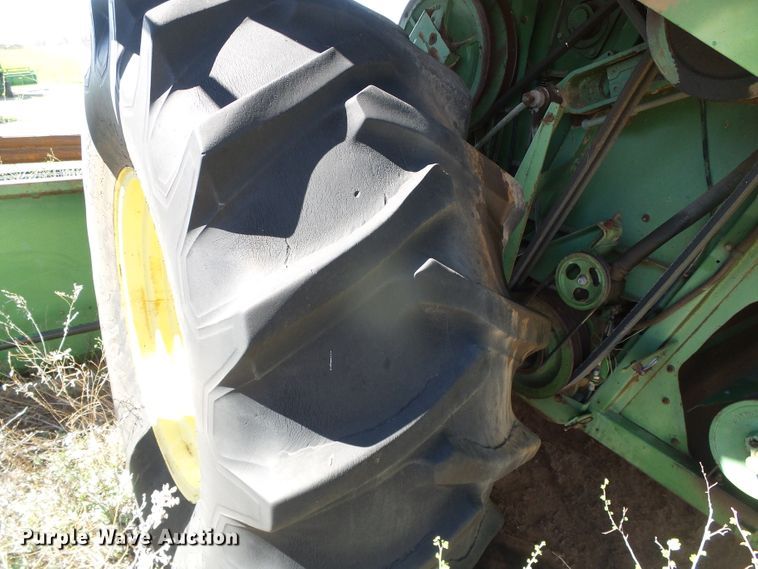 image for item DH4870 John Deere 7700 combine