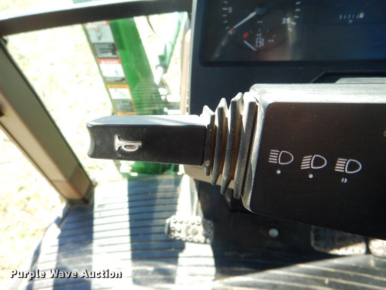 image for item DH6469 1994 John Deere 6400 tractor