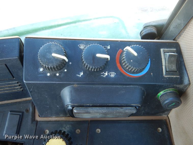 image for item DH6469 1994 John Deere 6400 tractor