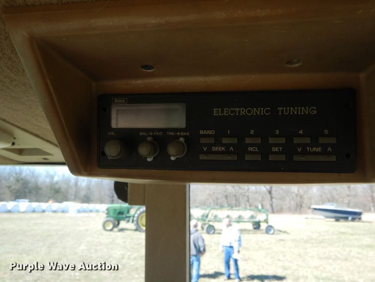 image for item DH6469 1994 John Deere 6400 tractor